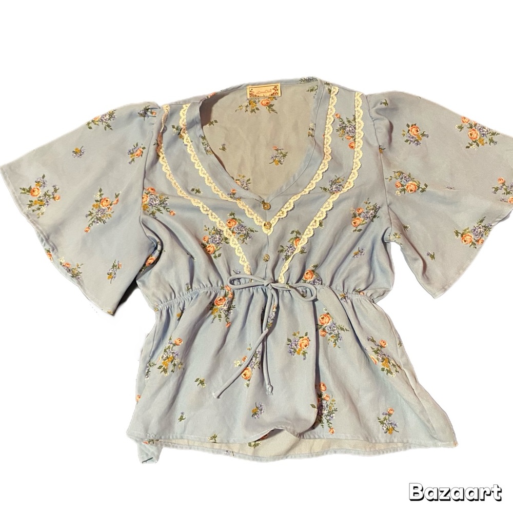 Luna Chicc Women’s Baby Blue Floral V-Neck Blouse with Lace Trim